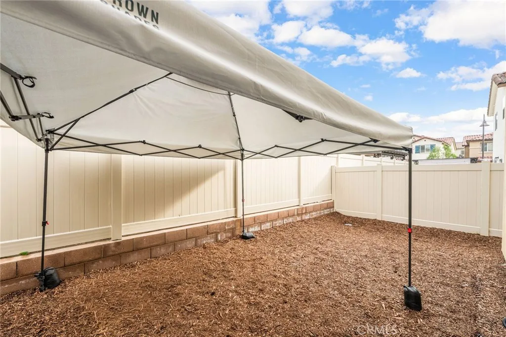 27166 Canyon Rock Court, Moreno Valley, California 92555 home-pic-40